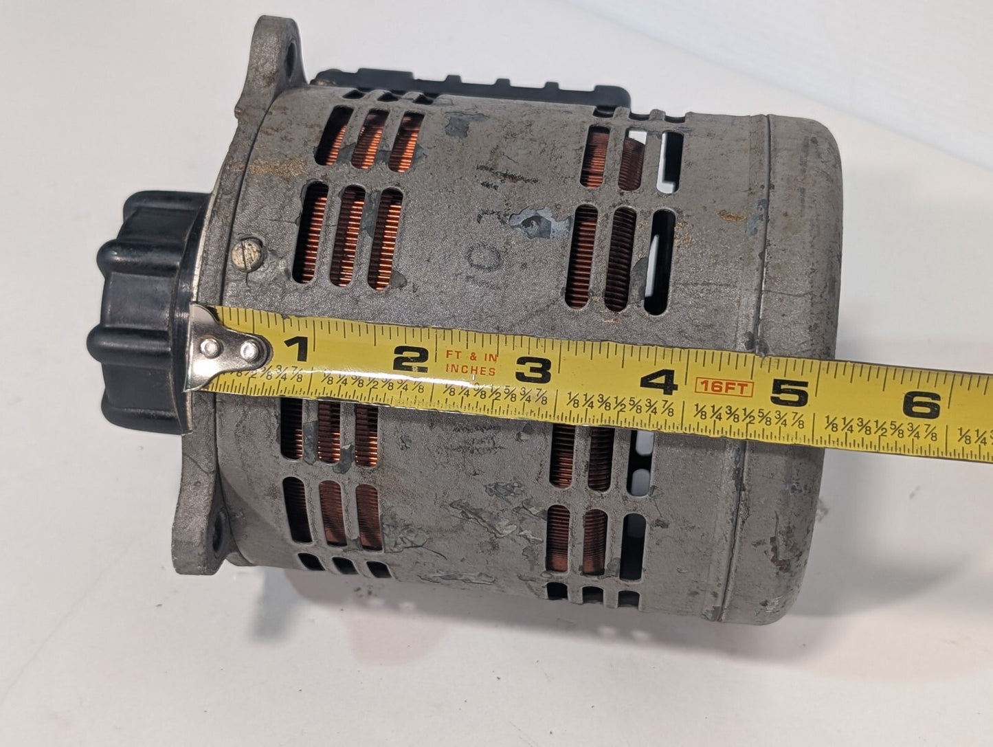 Standard Electrical 6535 Ser. 1012, Adjust-A-Volt Variable Transformer,  0-135