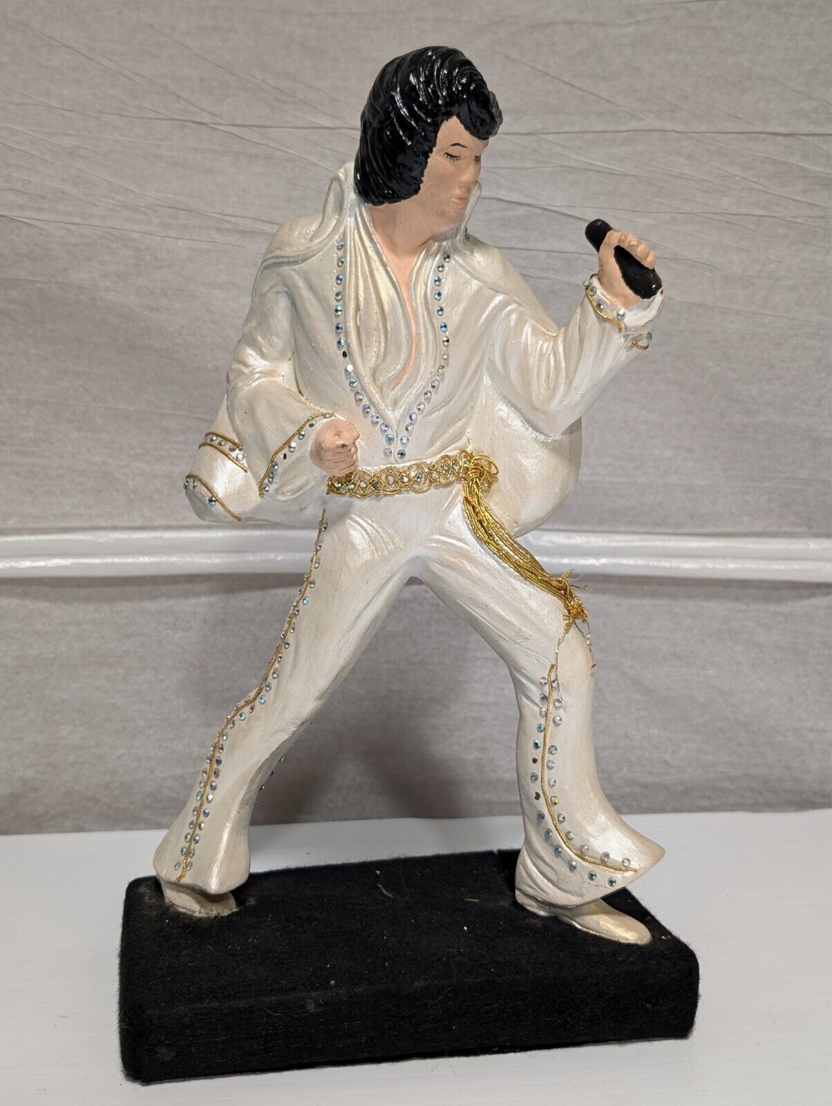 Vintage Elvis Presley Chalkware Plaster Hand painted Sequined Statue 8x14x5