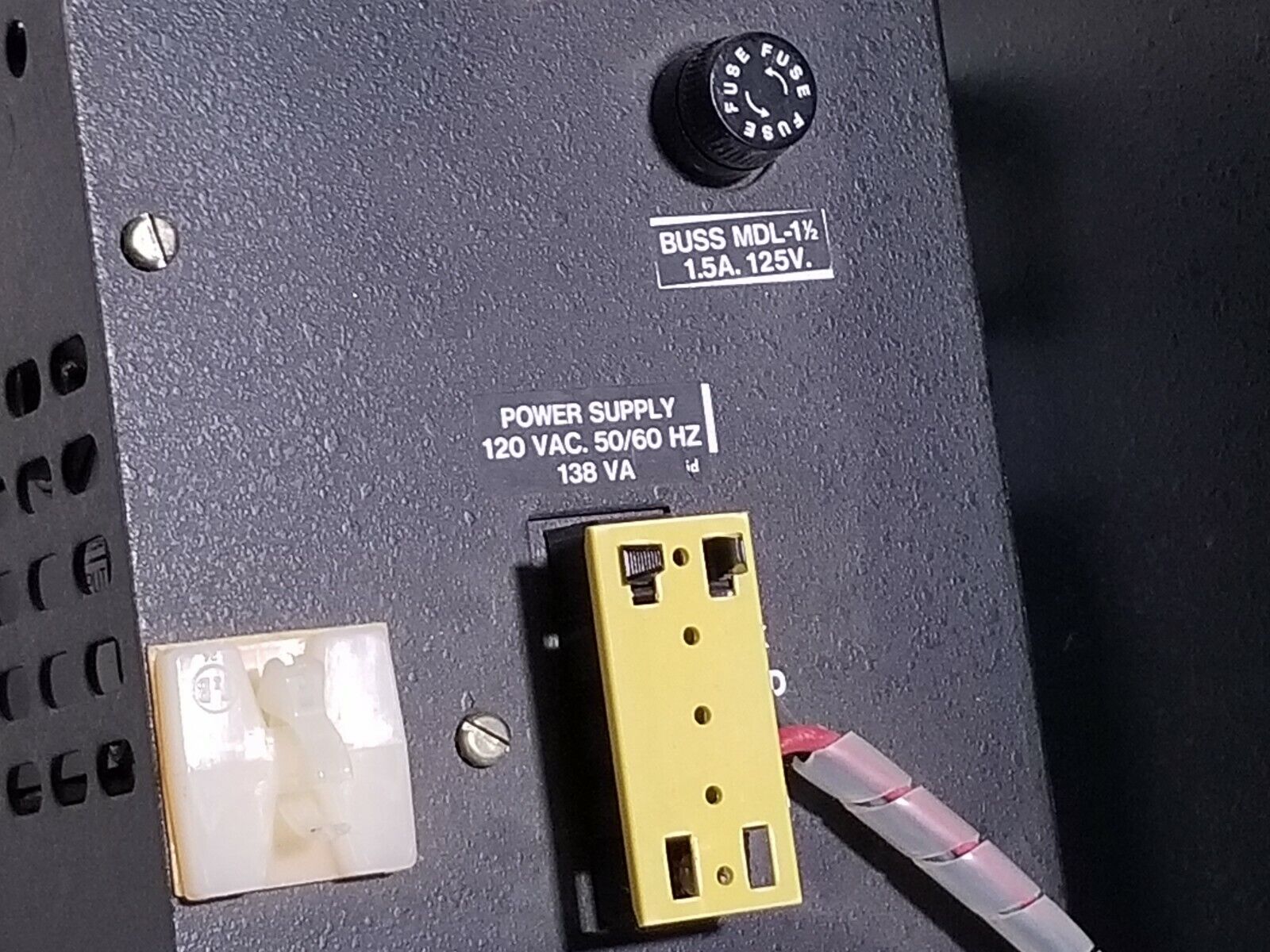 Square D SY/MAX 8020-SCP-311 model 300 processor with power supply and modules