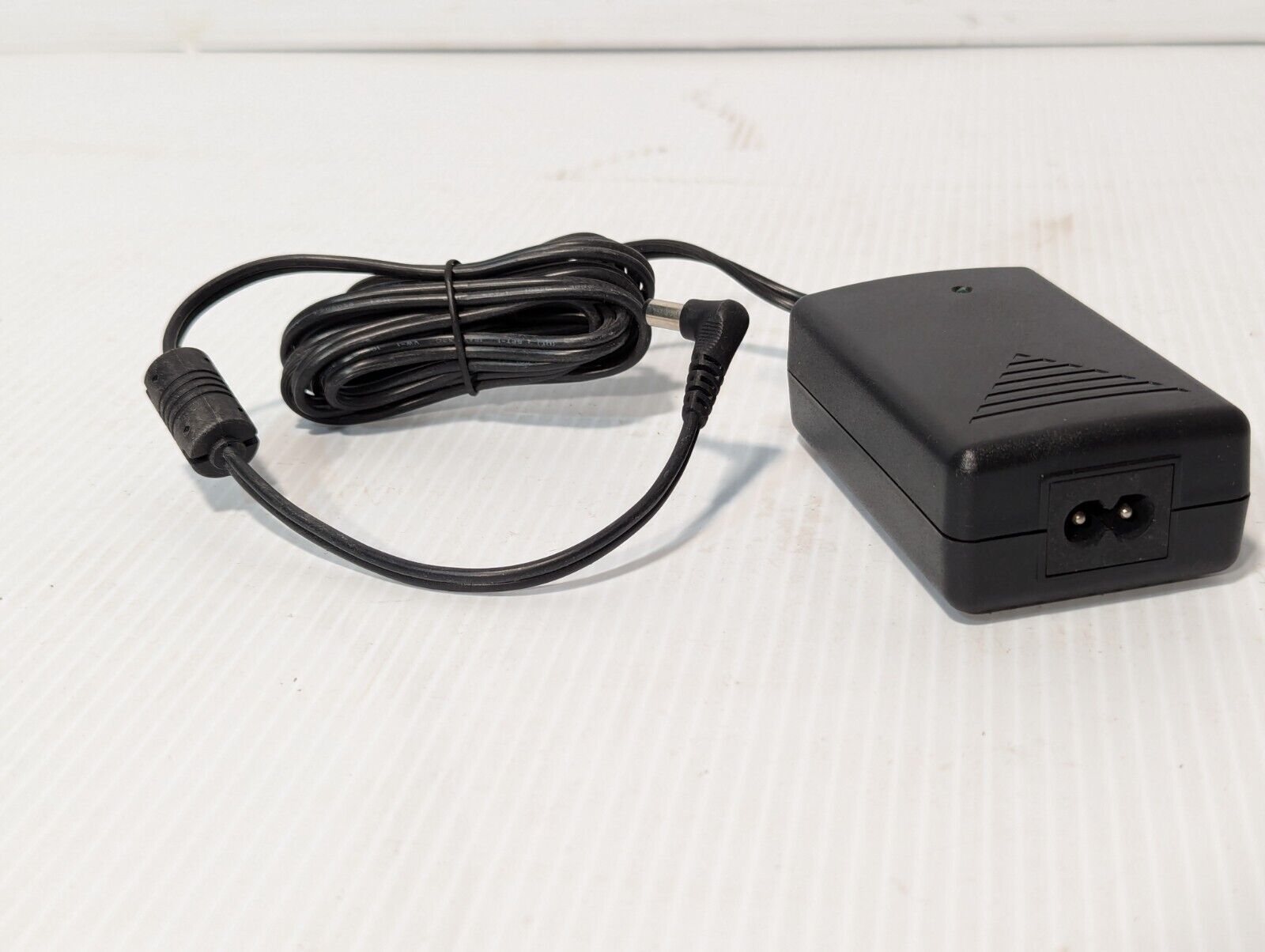 Dymo DSA-0421S-24 2 42 Switching Adapter, 100-240vac Input, 24vdc Output 