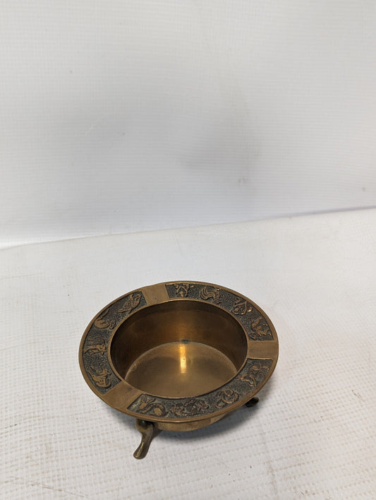 Vintage Korean Metal Ash Tray 4.5in Diameter 2in Tall