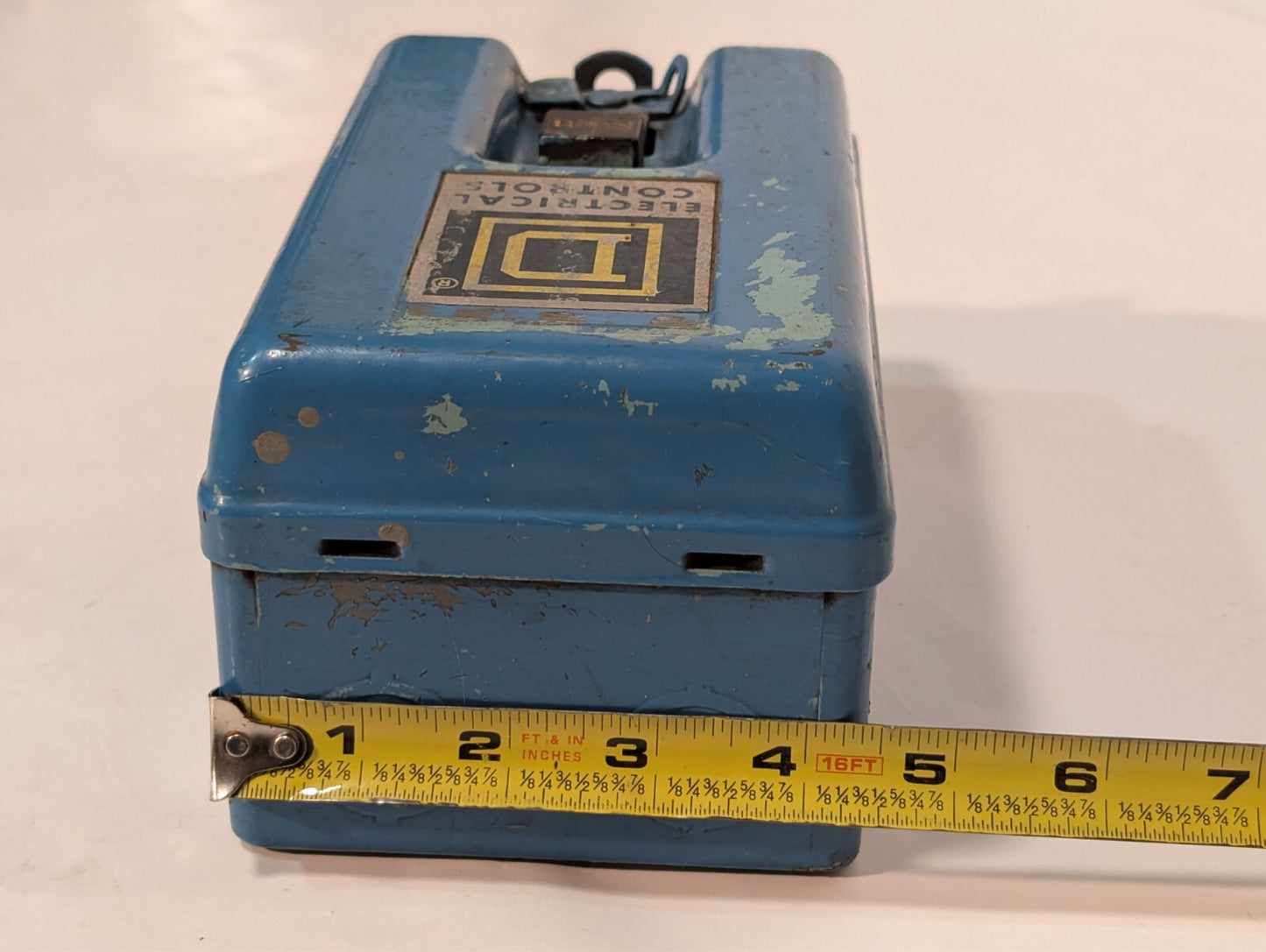 Square D Class 2510 BG-2 Series A Manual Starter 202848