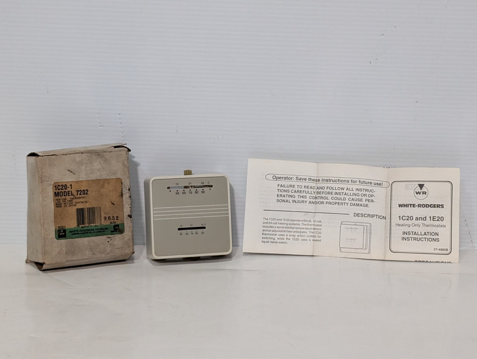 White Rodgers 1C20-1, Heating Thermostat, Low Voltage Snap Action, Model 7202