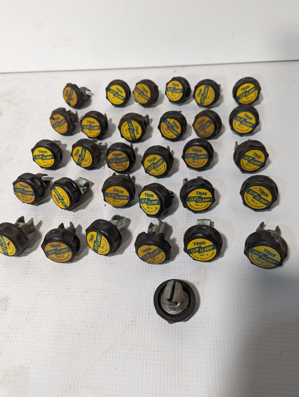 Lot of 31 Buss Tron Clip-Clamp fuses Nos. 4 and 5 - Free Shipping