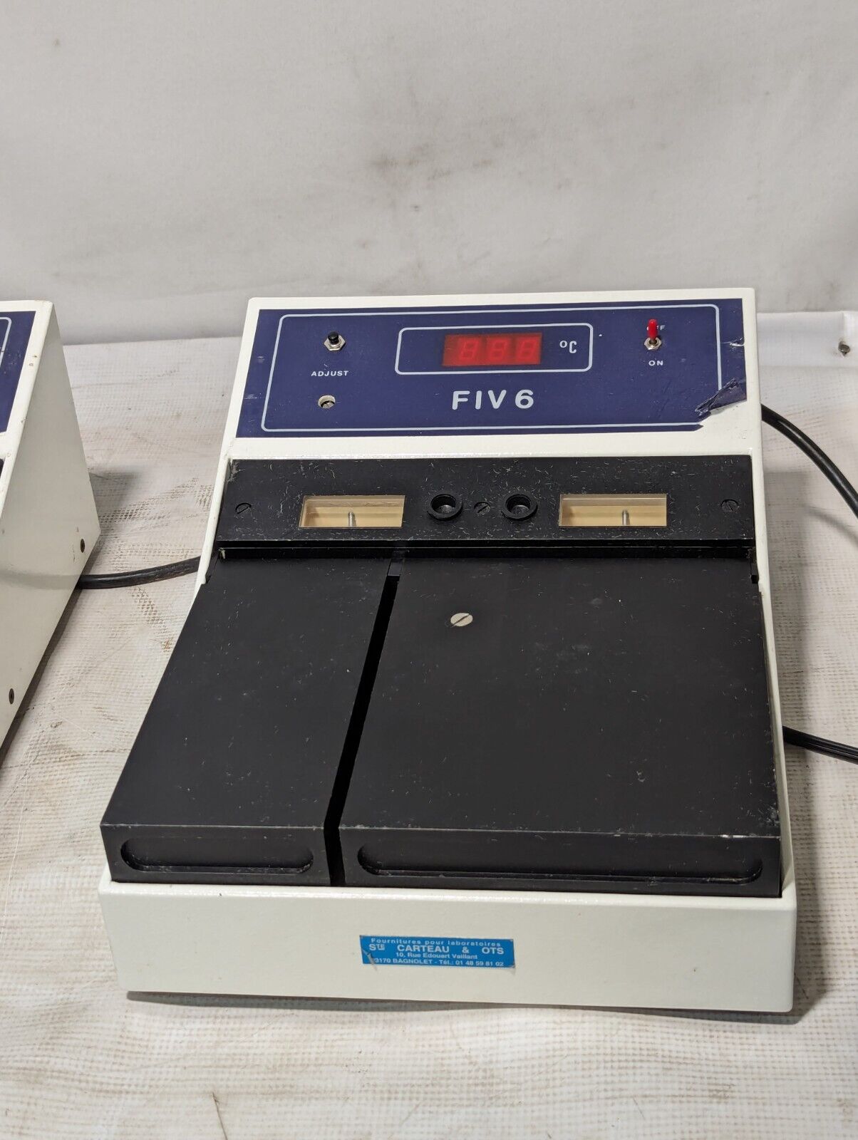 Ste Carteau & OTS FIV 6 incubator