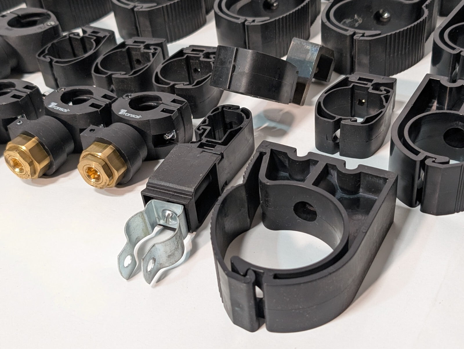 (80) Connectors for Pneumatic Aluminum Tubes Airnet Pipe Clamps Transair Outlets