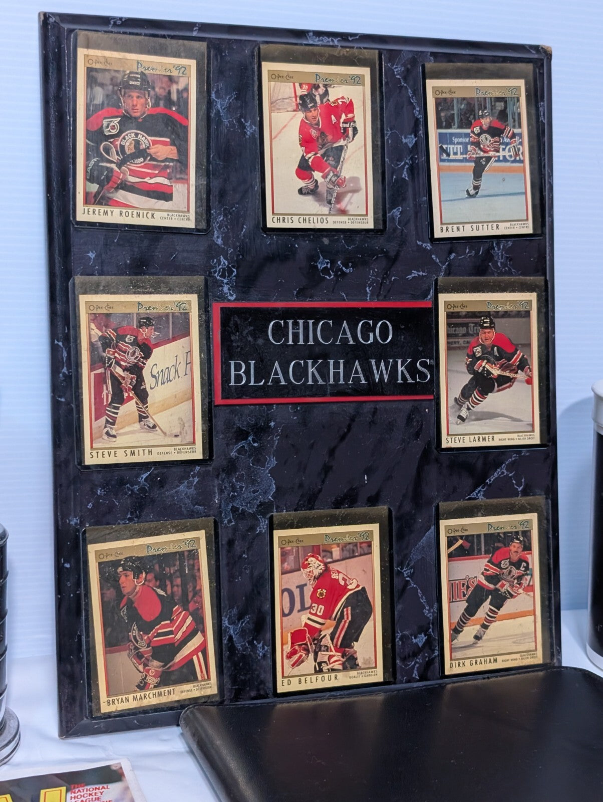 Lot of 10 Pieces - Chicago Blackhawks Collectables \ Memorabilia