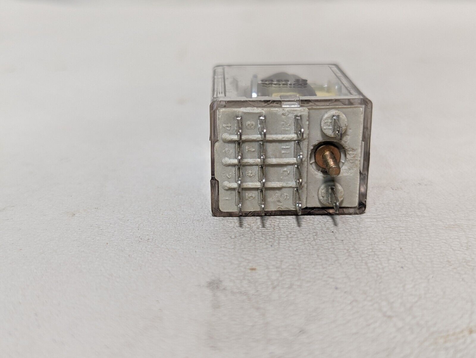 Lot of 2 SIGMA 67RV4-120AC-SCO relays, 5A, 28VDC/120VAC, 50/60Hz, 14 pins