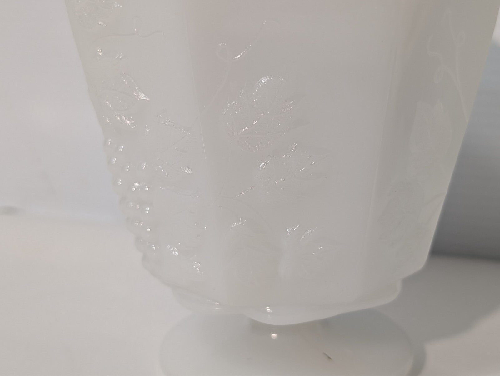 (2) Vintage NAPCO 1186 Cherry & Grape Pattern Vase/Planter
