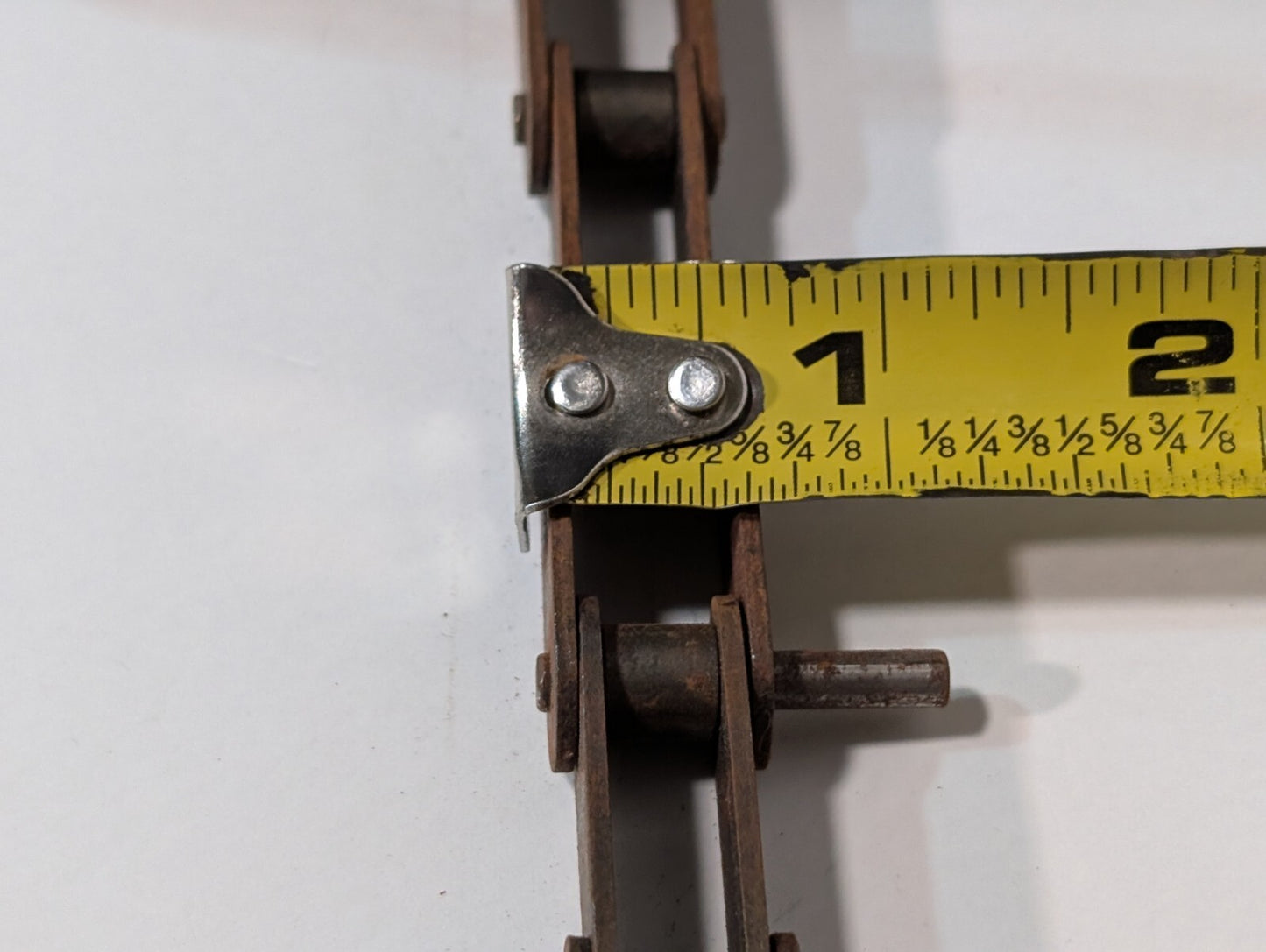 Tsubaki RF2040 Conveyor Roller Chain, 32 lbs, Pitch 1/2" on roll as shown