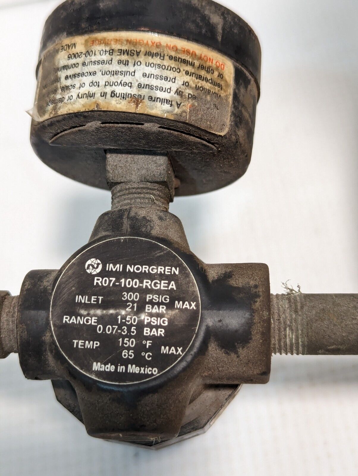 Pressure Regulator R07-100-RGEA with Imi Norgren Regulator - Free Shipping