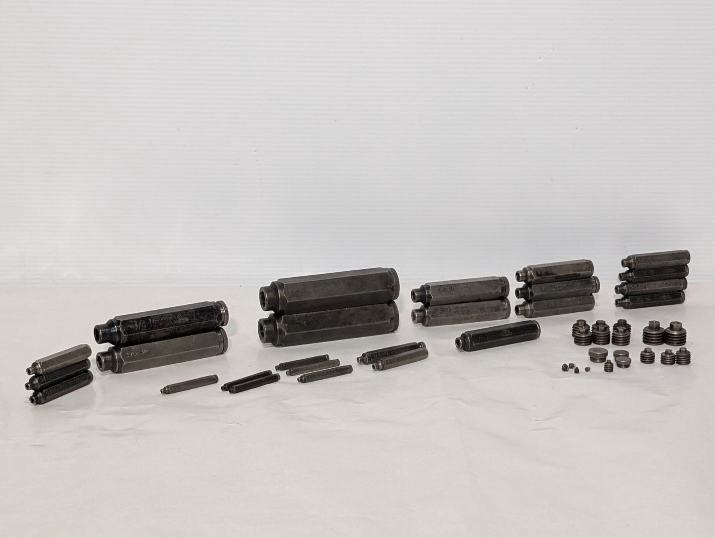 (25) Heimann Transfer Screw Incl. 3/8-16, 1-2-13, 5-8-11, etc. See photos+desc.