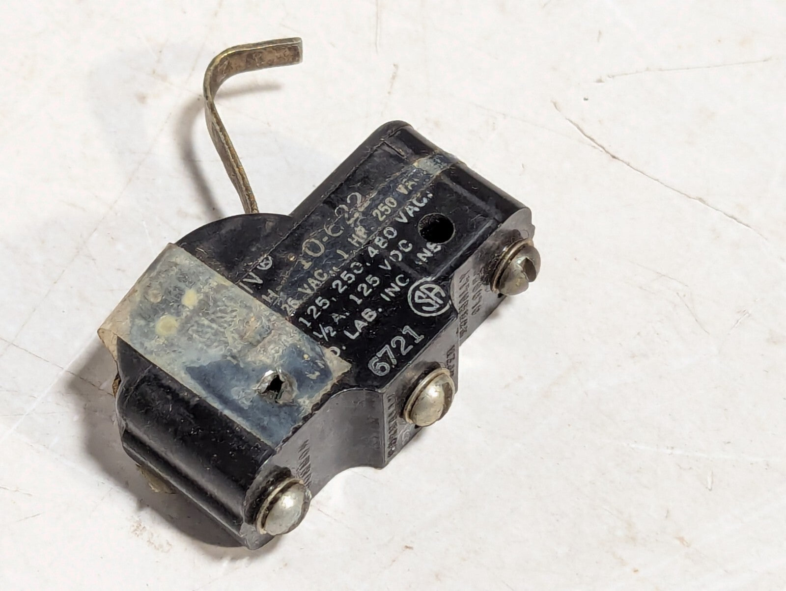 Square D 9007 Pilot Duty Snap Switch & BZ-2RQ1-A2 Limit Switch & 2 10-622 Switch