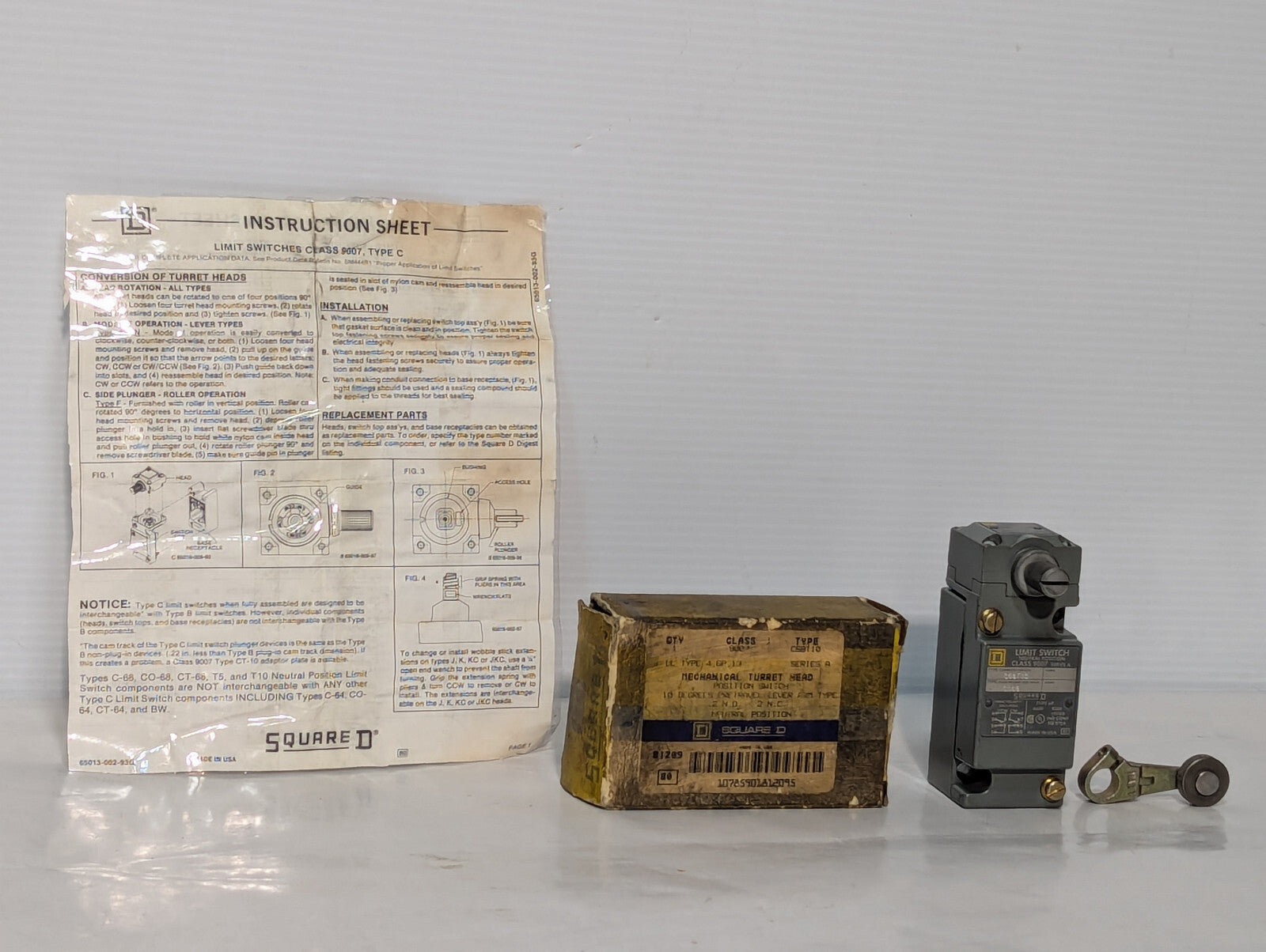 Square D 9007-C68T10 Mechanical Turret Head Position Switch, 10° Pre-travel Arm