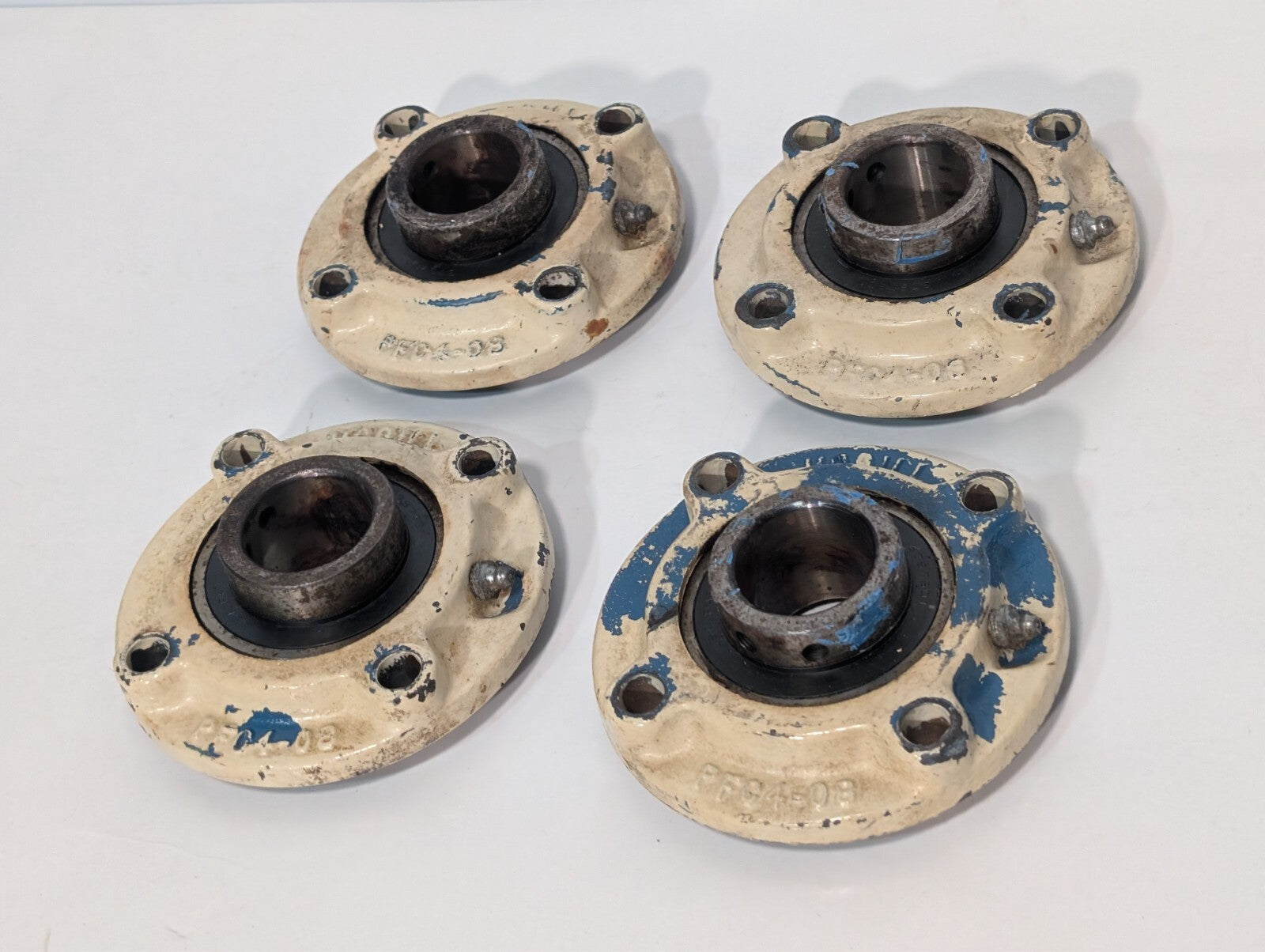 (1) McGill PFC4-08 Bolt Flange Mounted Bearing