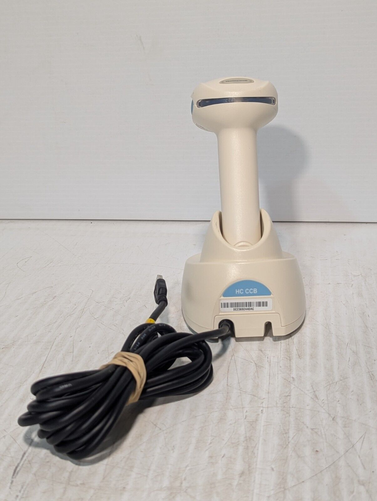Honeywell 1952H Xenon USB Barcode Scanner with CCB12-010BT-HC-N Cradle, White 