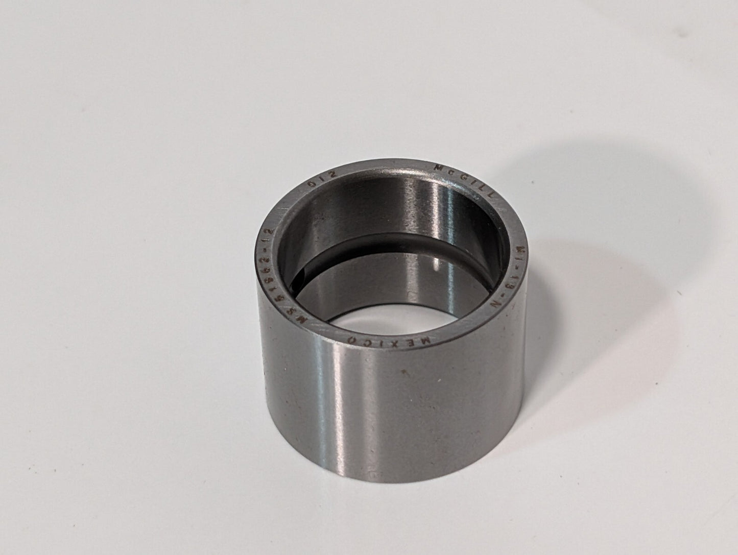 [4] McGill MI-18-N Inner Race Needle Roller Bearing MS 51962-12