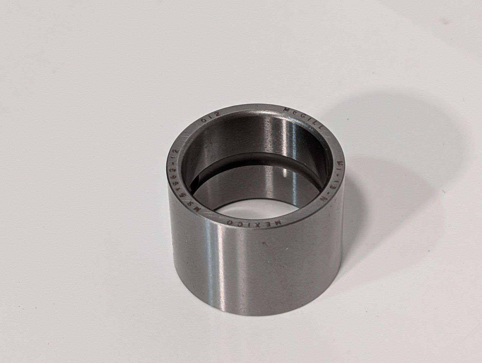 [4] McGill MI-18-N Inner Race Needle Roller Bearing MS 51962-12