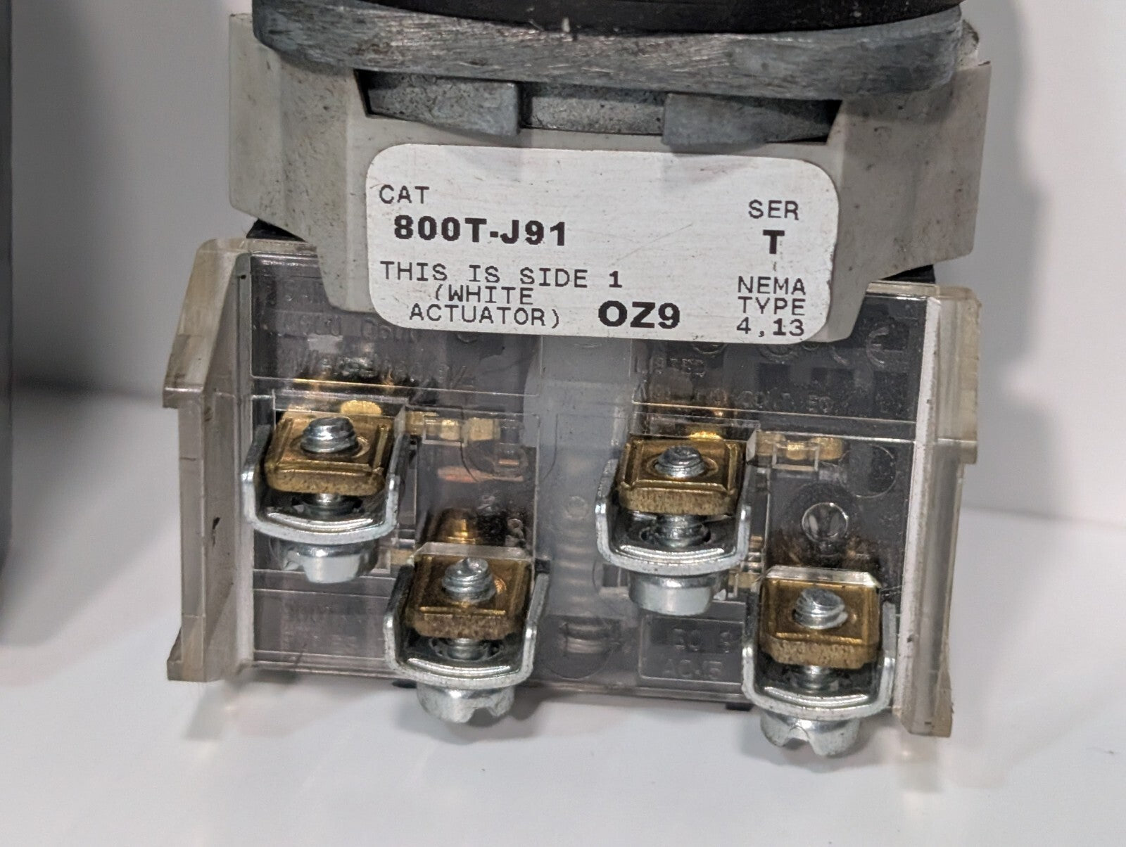 Allen Bradley 800T-J91 Ser. T Selector Switch 800TJ91 With Contactor