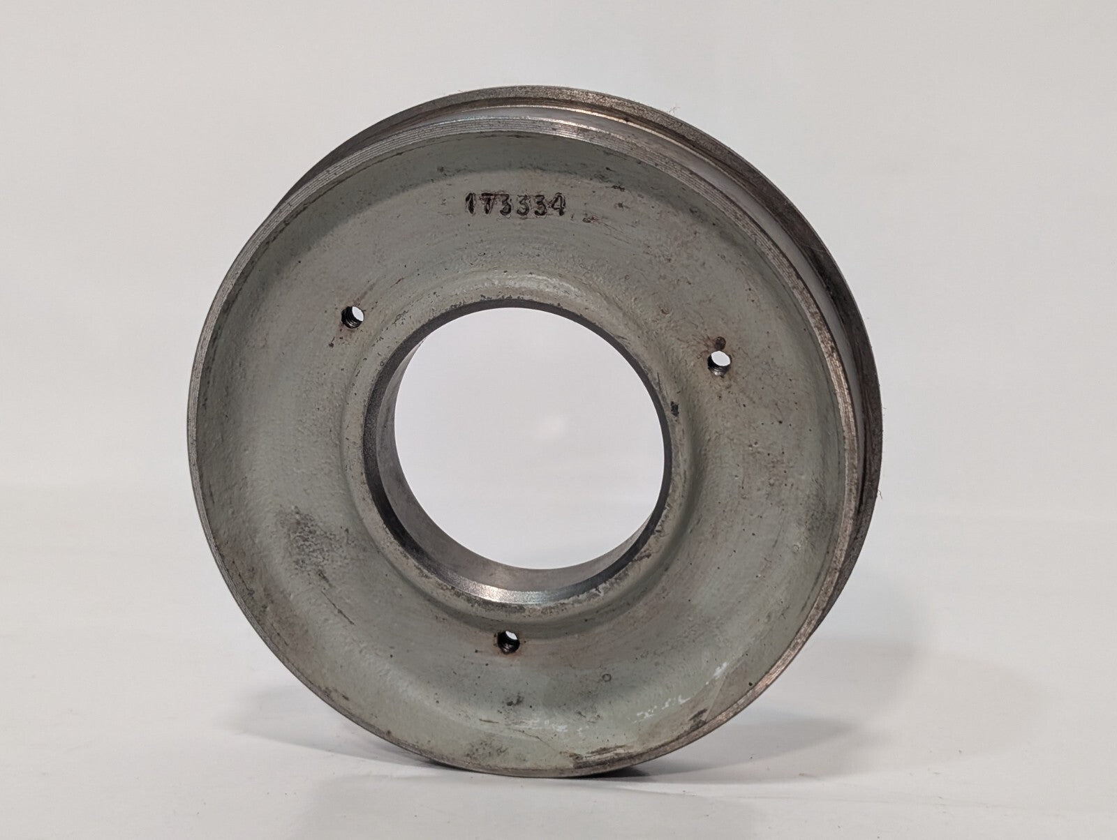 Unbranded 173334 Steel Pulley with 3 Threaded Bolt Holes, 5" OD