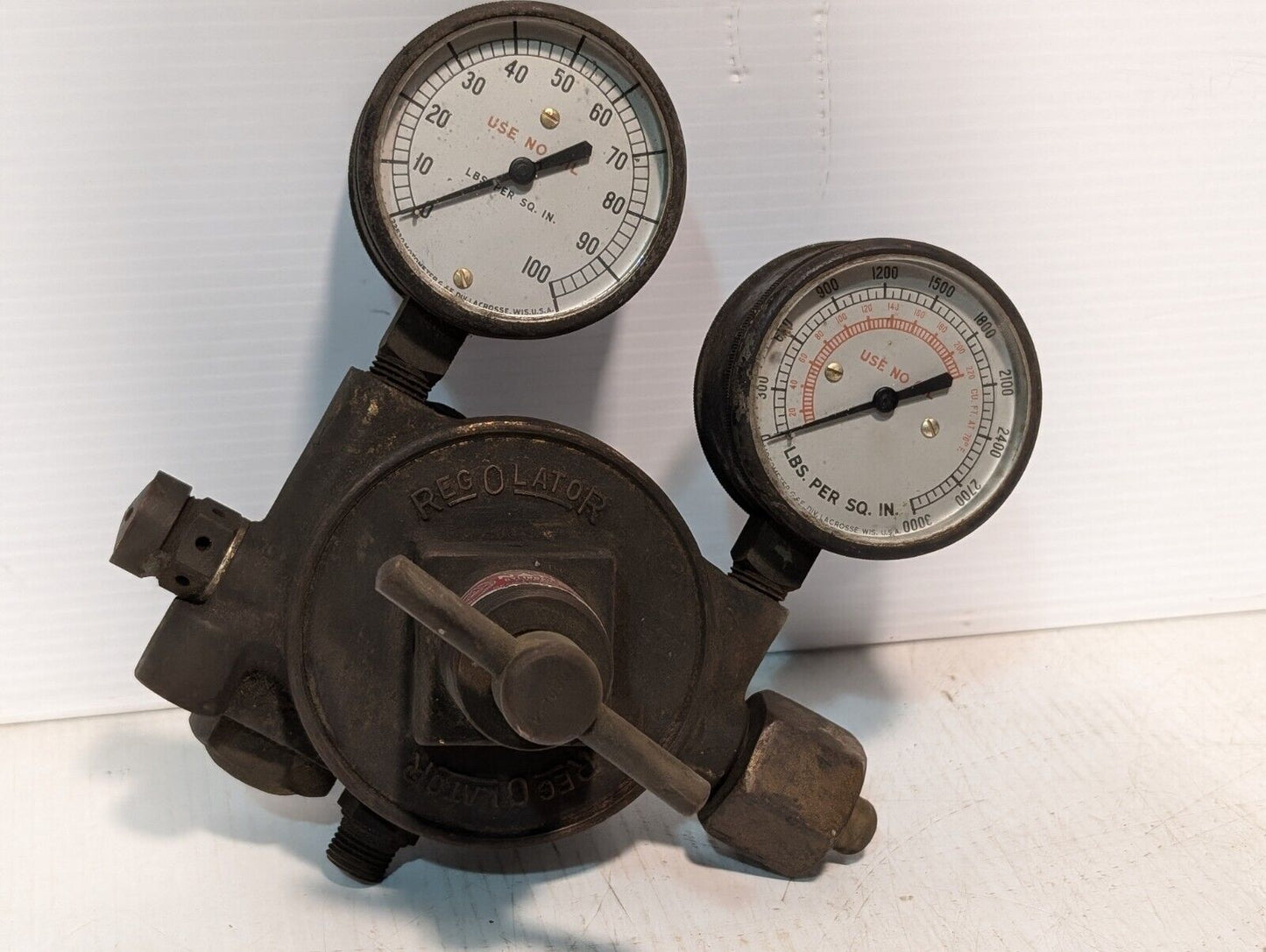 Vintage National Cylinder Gas Company Gas Regulatory Valve - Free Shipping