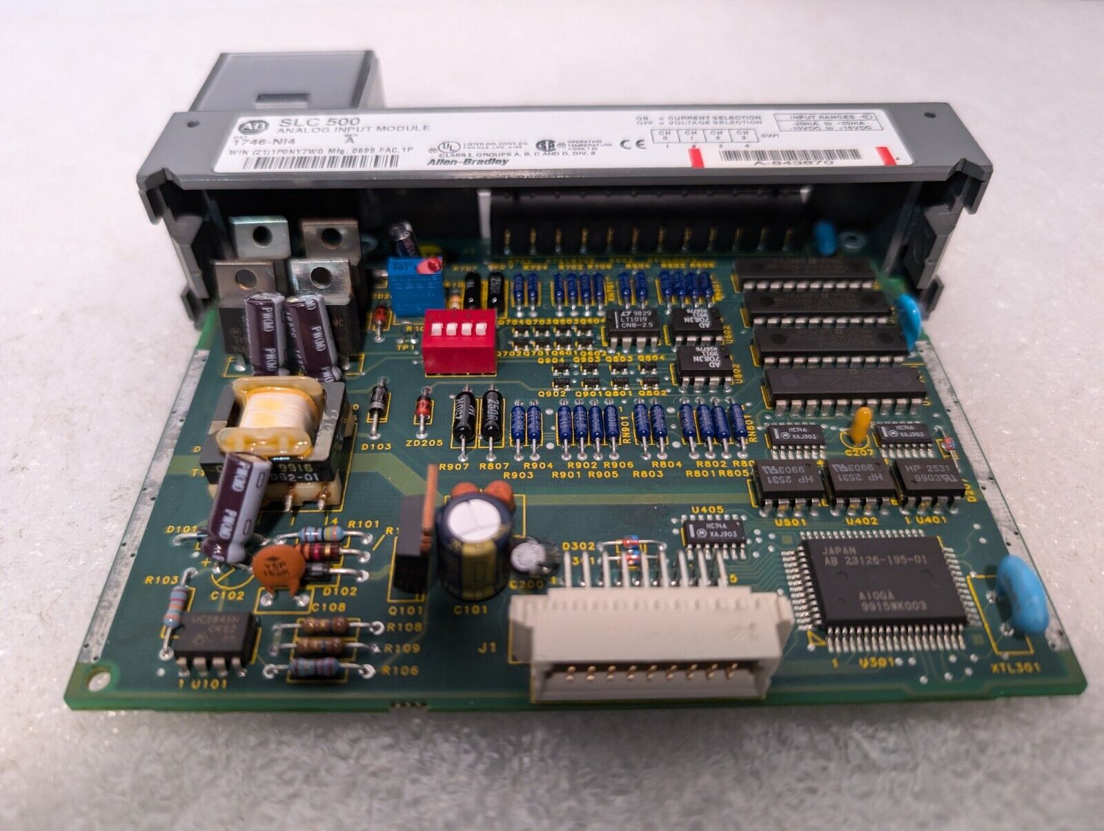 Allen Bradley 1746-NT4\B Thermocouple/DC Millivolt Input Module - Free Shipping