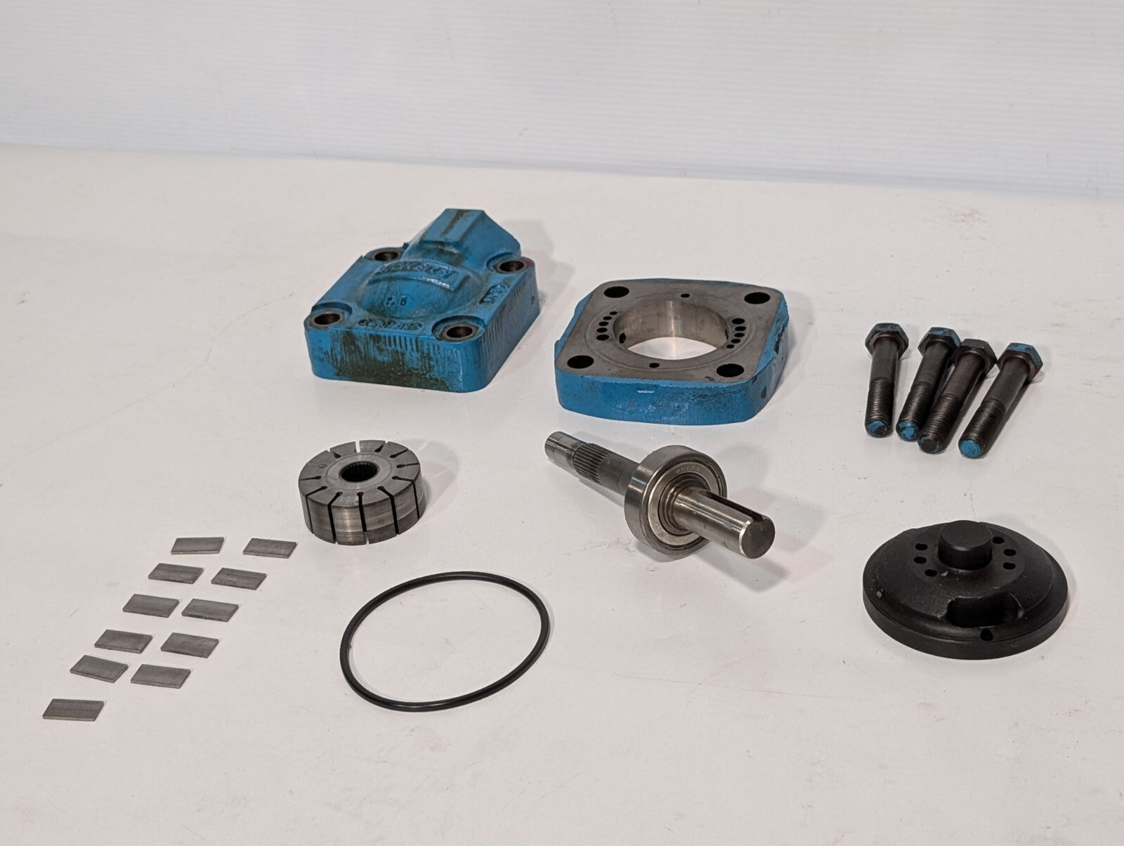 Vickers V20-1P9P-1A11 Vane Pump Assembly NOT GUARANTEED COMPLETE