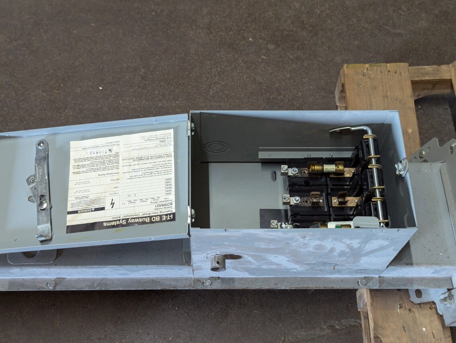 I-T-E BOS-16421 BD Switch Plug, 30A, 240V, 3 phase, 3 HP std. - Free Shipping