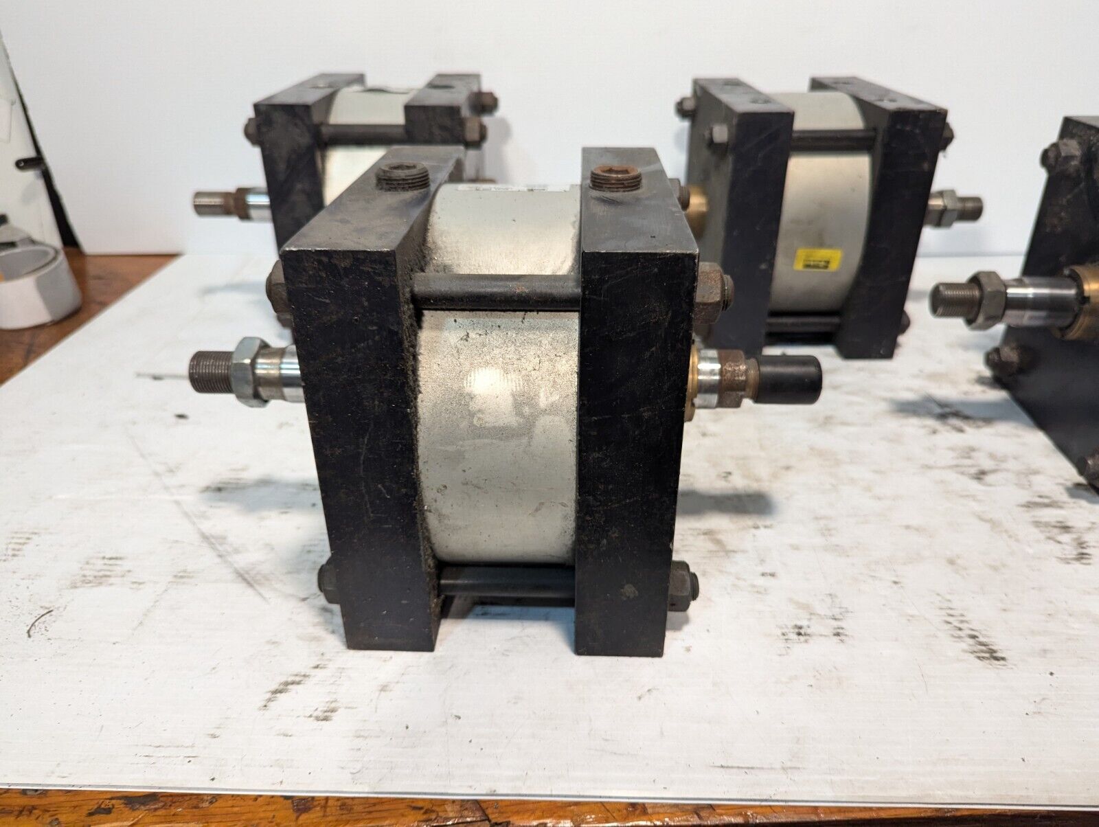 Parker 08.00KF2MAU1414 1.000 Pneumatic Cylinder - Free Shipping