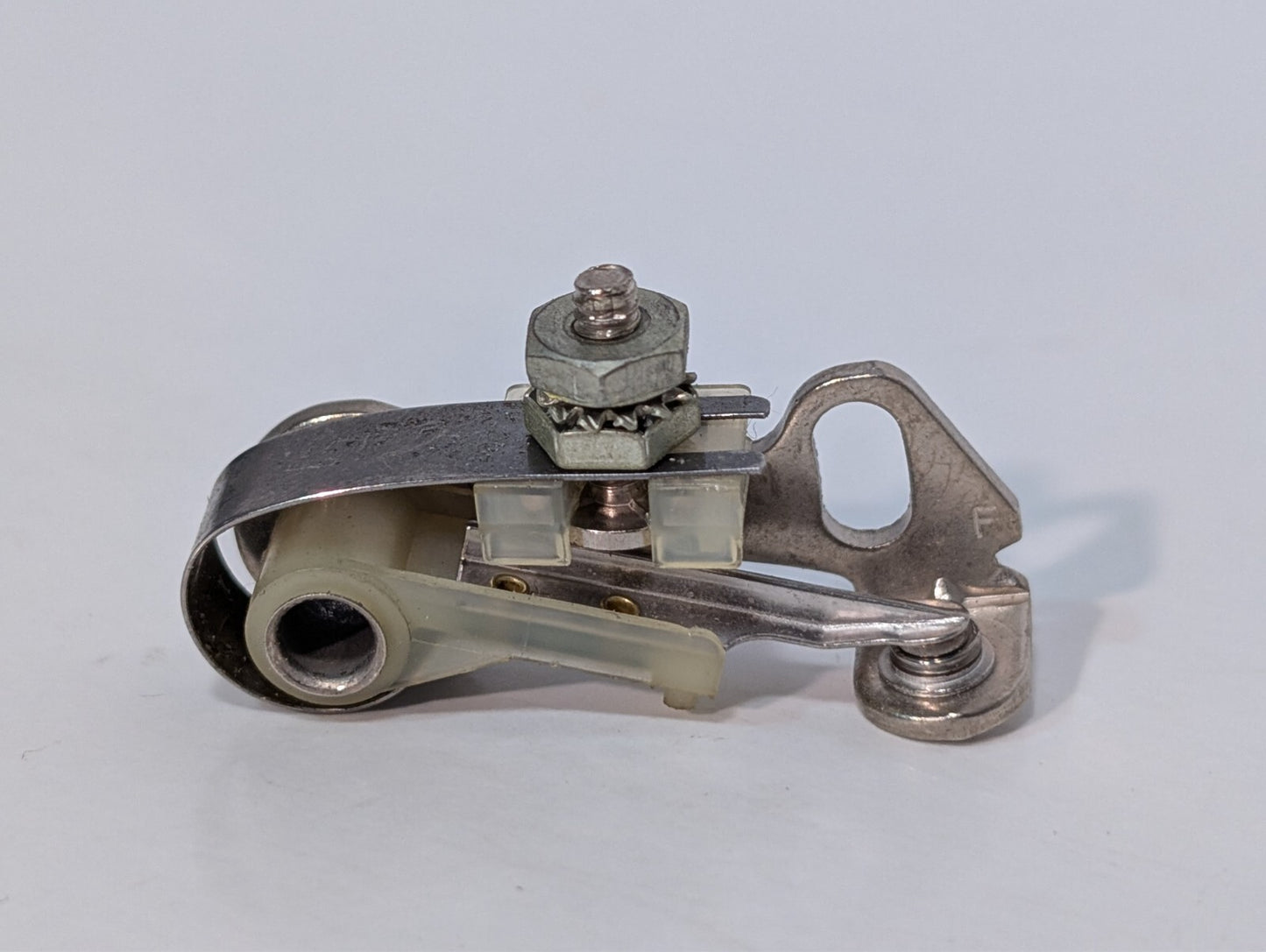 (2) Chrysler (Dodge, Plymouth) 6 Cylinder Distributor Contact Points 2098244
