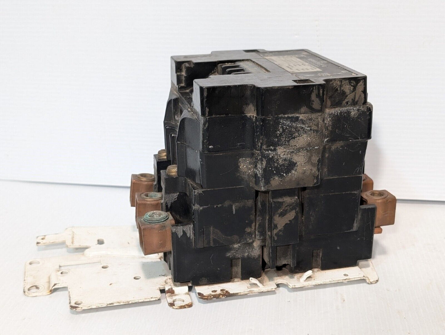 Square D 8536-SFO-1 C5S motor starter, ser A, NEMA sz 4, 120VAC coil as pictured