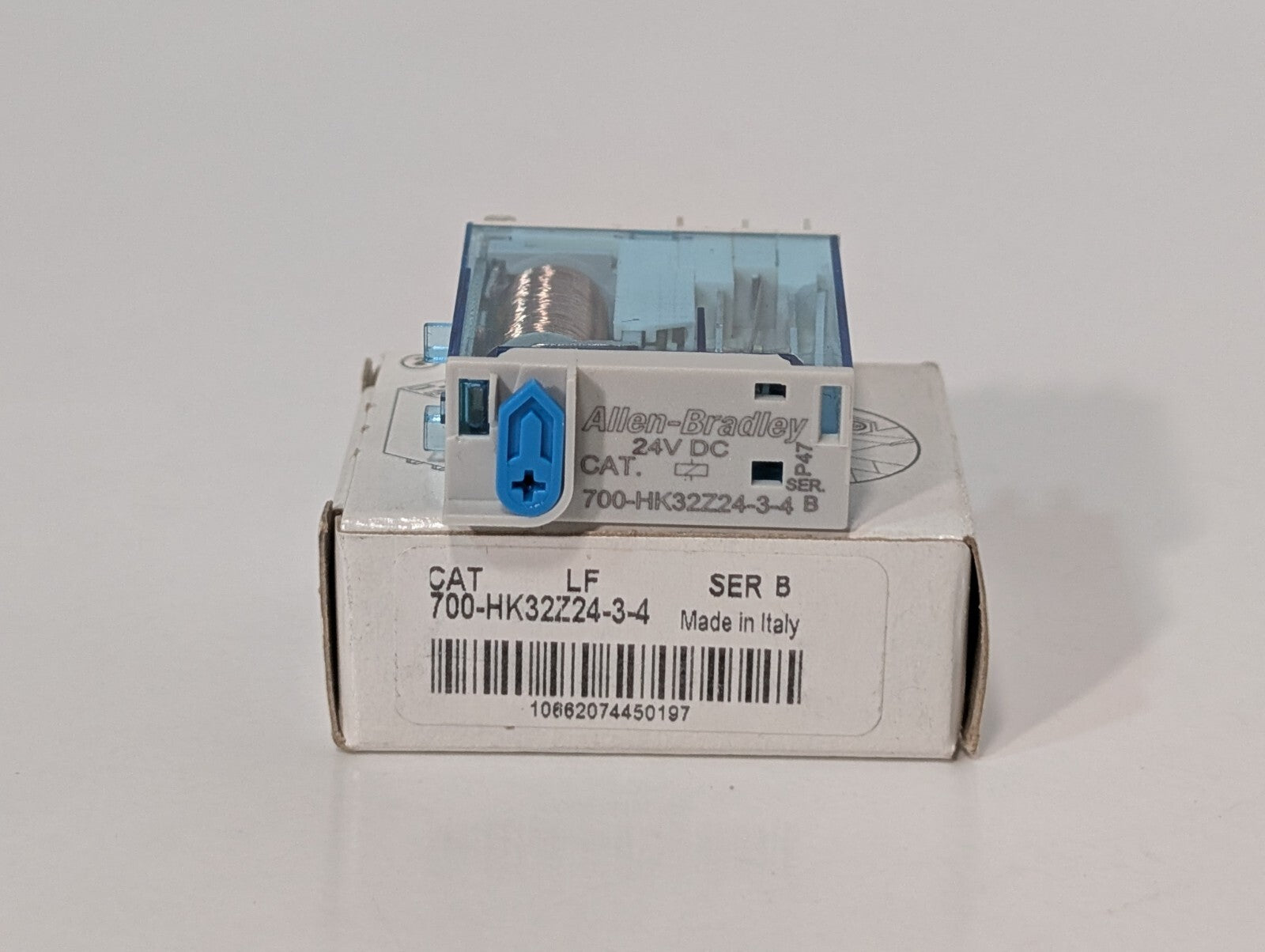[6] Allen-Bradley 700-HK32Z24 Relay 24VDC
